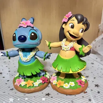 릴로 & 스티치 피규어
