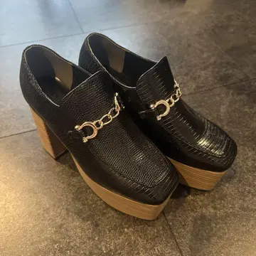 MURUA 블랙 부츠
