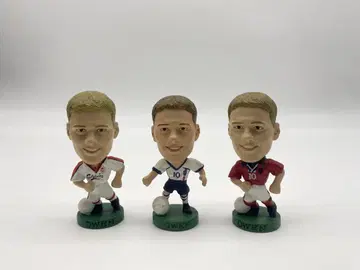 마이클 오웬 피규어 3종 세트
