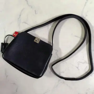 BALLY 발리 숄더백 턴락 로고 카데나 열쇠 2층 가죽