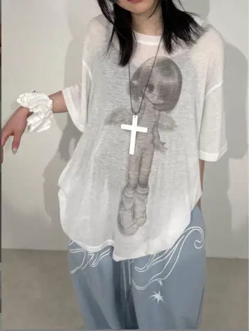소녀는 천사 투명 티셔츠