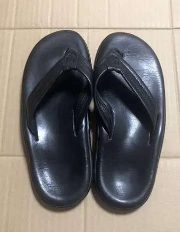 아일랜드 슬리퍼 비치 샌들 블랙 7