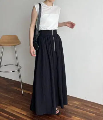 카프리슈 마쥬 라메 탑 플레어 스커트 SET