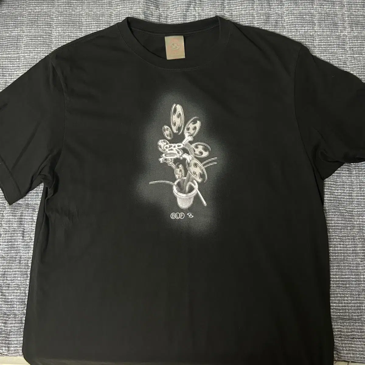 【SAN SAN GEAR】 FOREST T-SHIRT [Warm Grey] San San Gear Forest T-Shirt - Warm Grey | Garmentory