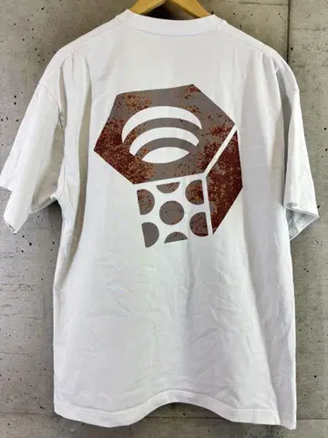 빔즈 별주 MOUNTAIN HARD WEAR 헤비 웨이트 반팔 티셔츠