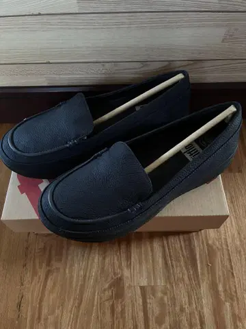 핏플랍 Sporty Canvas Superlight 블랙