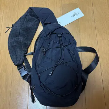 C.P. Company 숄더백