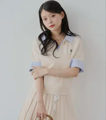 [WEB 한정판] 자수 카라 부착 폴로 니트