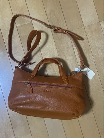 다코타 브라운 숄더백