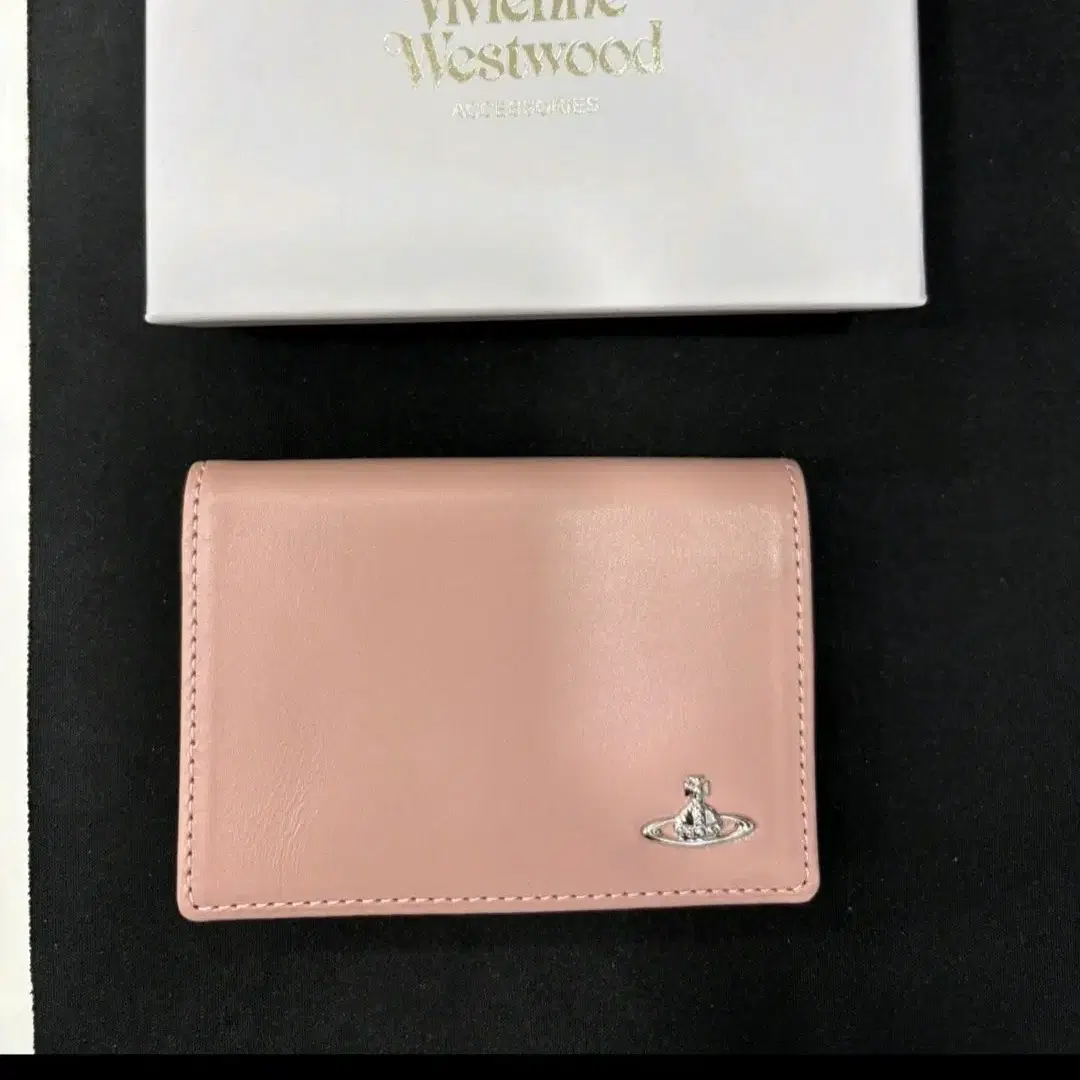 【BOHEMIAN SEOUL】LEATHER STRAP CARD HOLDER BOHEMIAN SEOUL | 보헤미안서울 Bohemian Seoul Kard Wallet on