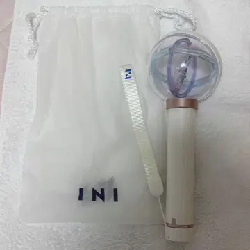 INI 응원봉