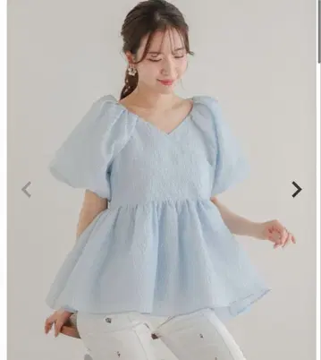 fitmore 자카드 카슈쿨 페플럼 탑