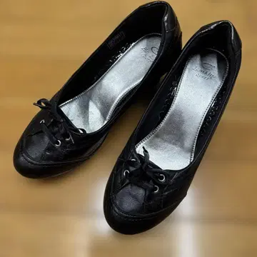 새상품급! 호킨스 스포츠 귀여운 펌프스 스니커즈 24.5cm