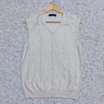 LARDINI 라르디니 아이보리 V넥 슬리브리스 니트