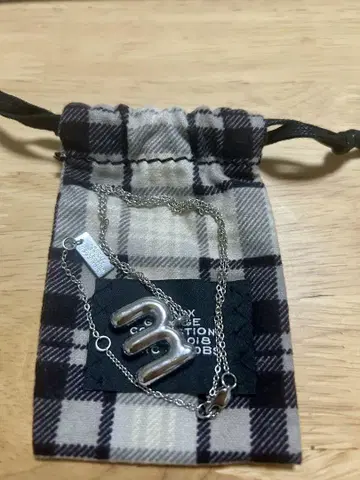 마크제이콥스 목걸이 여성용 MARC JACOBS