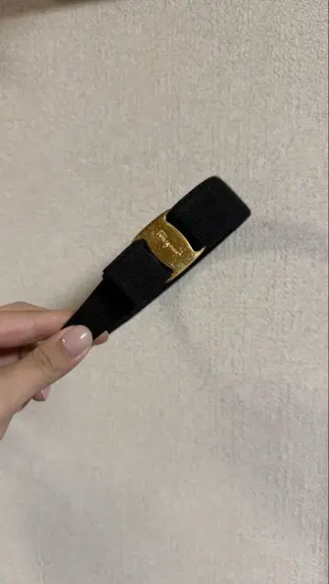 페라가모 머리띠