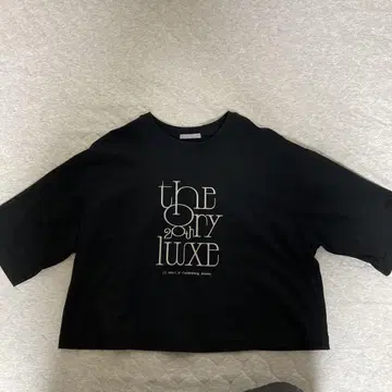 띠어리 럭스 5부 소매 티셔츠 블랙