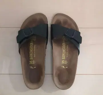 버켄스탁 블랙 슬립온 35 빌켄