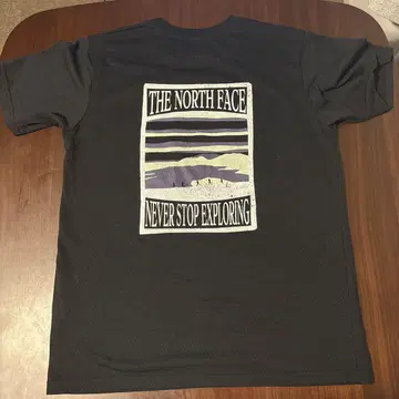 The north face 숏 슬리브 티셔츠