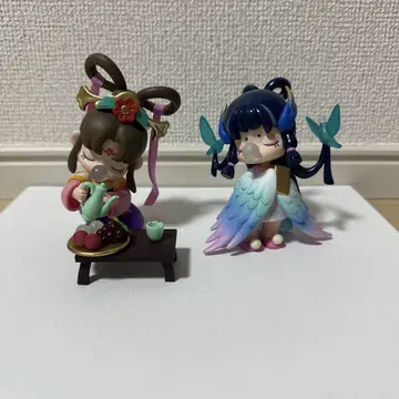 Nanci 피규어 2개 세트