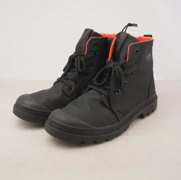새상품급 PALLADIUM PAMPA HI SEEKER LITE+ WP+