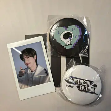 BTS JIN 진 RUNSEOKJIN 캡슐 토이 캔뱃지