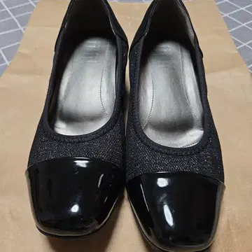 fitfit의 깔끔한 블랙 신발 24.5cm