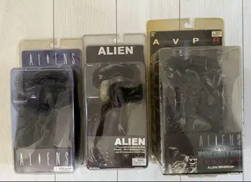 NECA 에이리언 피규어 3종 세트