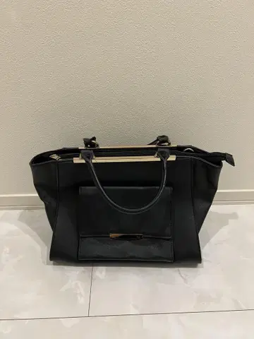 핸드백 중형 블랙