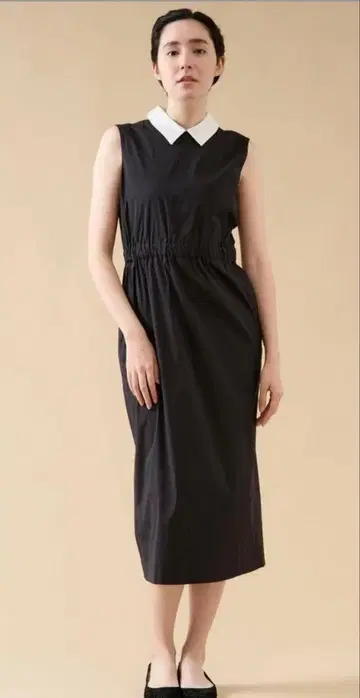 마르티니크 martinique 화이트 카라 슬리브리스 셔츠 원피스 네이비