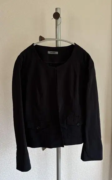 PREMISE for Theory luxe 블랙 노카라 자켓