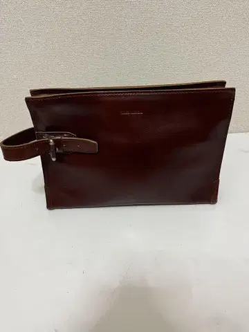 TAKEO KIKUCHI 다케오 키쿠치 클러치백 가죽