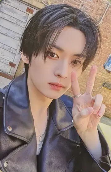 StrayKids WITHMUU LeeKnow ATE