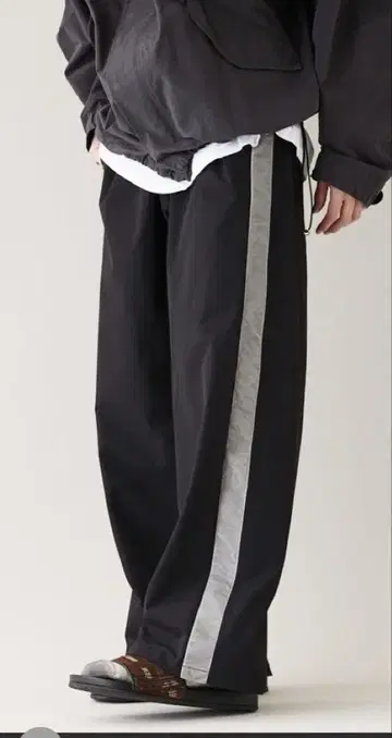 저널 스탠다드 벨벳 사이드 라인 팬츠