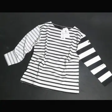새상품 Le minor JEANNE CRAZY 오버 사이즈 티셔츠