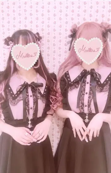 MARS 블랙 하트 레이스 세일러 블라우스 - 핑크