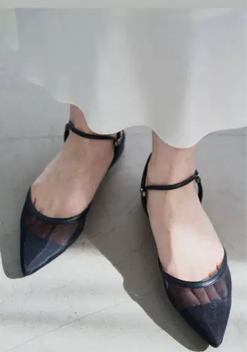 LE TALON 포인트 2WAY 스트랩 튤 뮬