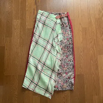 O'NEIL OF DUBLIN LIBERTY 스커트 오닐 오브 더블린