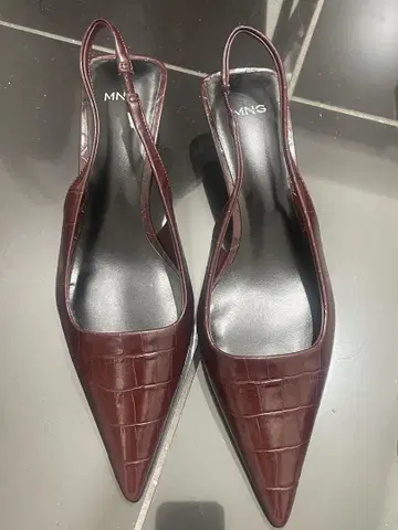 MANGO Kitten heels 뮬 키티 힐