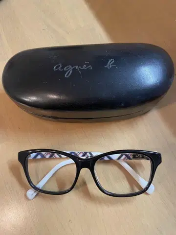 agnis b. 안경 무도수