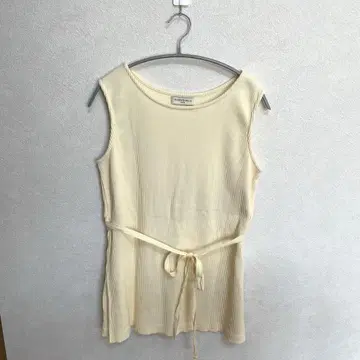 ROPE' mademoiselle 로페 마드모아젤 슬리브리스 탱크탑