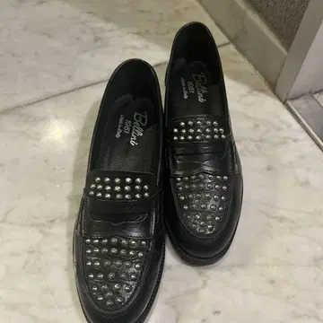 Bellini 스터드 로퍼 블랙