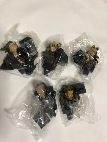 헬싱 가챠가챠