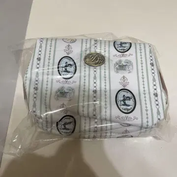디즈니 호텔 파우치