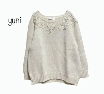 유니 yuni 3G 꽃 자수 숏 풀오버 아이보리