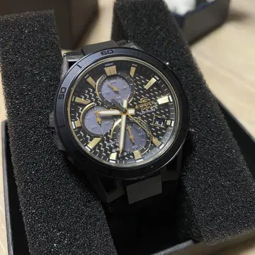 카시오 EDIFICE 50주년 기념 모델 EFS-S640ZE-1AJR
