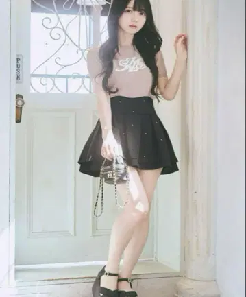 미셸 마카롱 랜덤 비쥬 슬림 레그 스커트 S