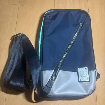 Bianchi 숄더백 네이비/그레이