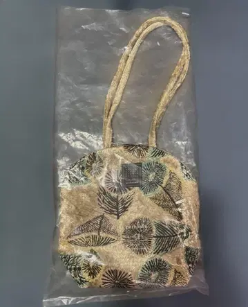 새상품 미나 페르호넨 머핀 백 하나노미 라이트 베이지