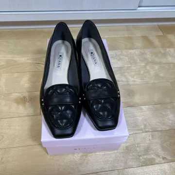Diana 블랙 퀼팅 펌프스